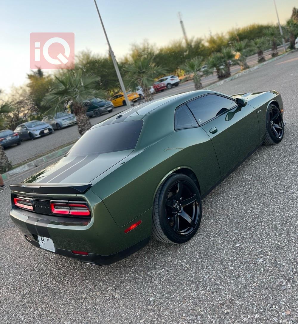 Dodge Challenger